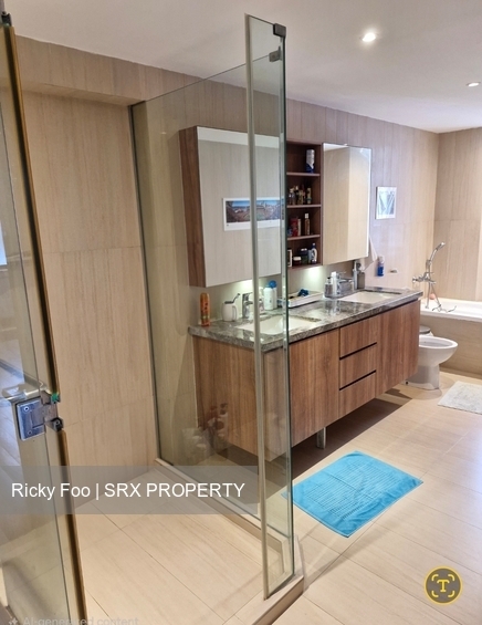 Beverly Hill (D10), Condominium #577099511